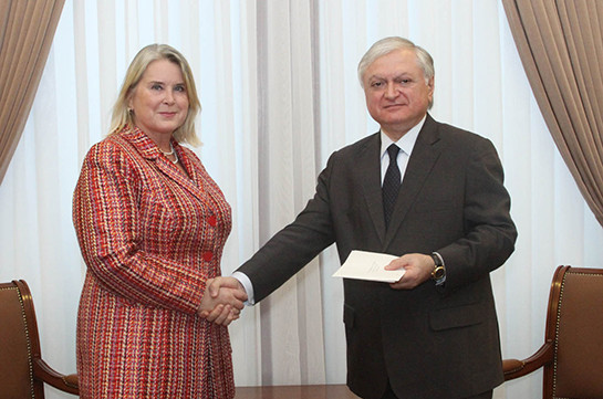 Посол Финляндии вручил копии верительных грамот главе МИД Армении