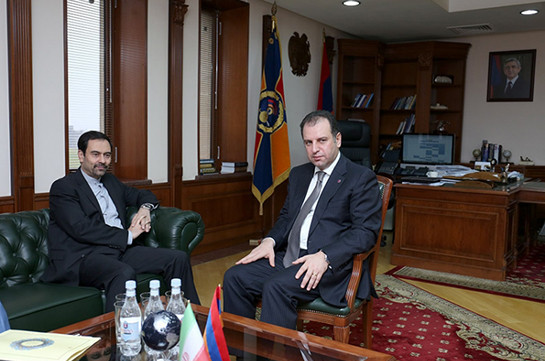 Армяно-иранское военное сотрудничество обсудили министр Саркисян и посол Саджади
