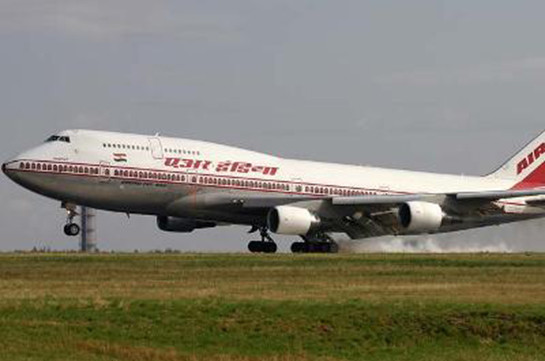 Հնդկաստանի նախագահին տեղափոխող օդանավը հարկադիր վայրէջք է կատարել