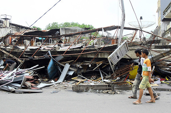 Землетрясение на Суматре унесло жизни 54 человек