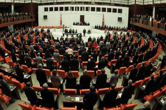 Թուրքիայի խորհրդարանը հավանություն է տվել նախագահական համակարգի անցման ձևին