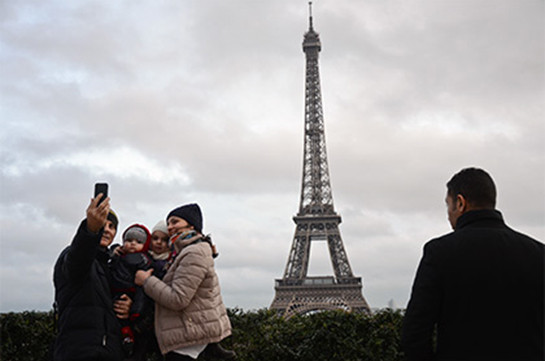Փարիզը կծախսի 300 միլիոն եվրո՝ Էյֆելյան աշտարակի հերթերը նվազեցնելու համար