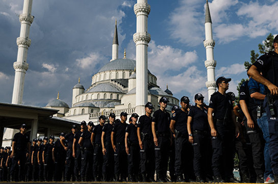 Турция призвала НАТО к более конкретным шагам в борьбе с терроризмом