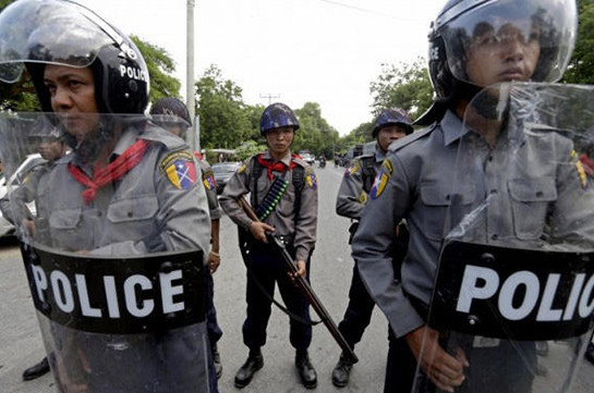 СМИ: В Мьянме в заложники взяты 40 туристов из Таиланда