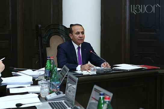 Экс-премьер Армении пока не подавал заявления о выходе из Республиканской партии