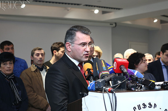 Արմեն Մարտիրոսյանը չի մեկնաբանում Օսկանյանի որդու կողմից ծեծի ենթարկված երիտասարդի եղբոր կոչը