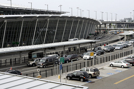 В США 11 человек без проверки прошли на посадку из-за сбоя в аэропорту