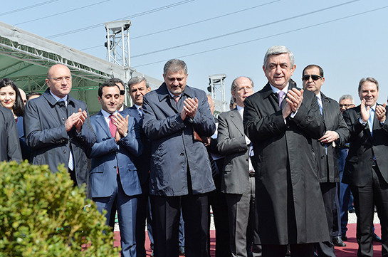 Президент присутствовал на церемонии закладки фундамента новой Ереванской ТЭС