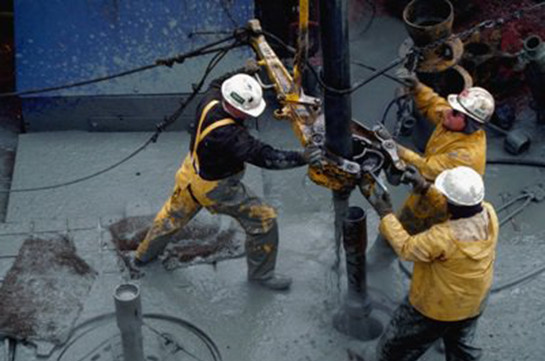Россия намерена увеличить долю добычи нефти в Арктике