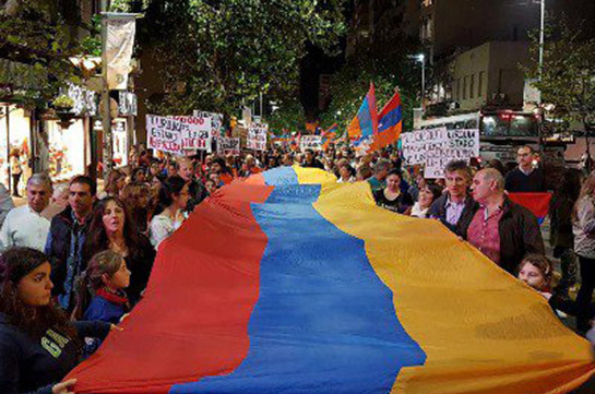 Армянская община Уругвая организовала серию мероприятий, посвященных 102-ой годовщине Геноцида армян