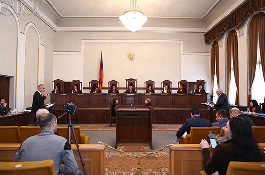 Конституционный суд продолжит рассмотрение иска «Конгресс – НПА» завтра