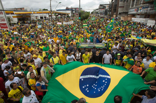 Բրազիլիայում բողոքի ակցիաների մասնակիցները պահանջում են նախագահի հրաժարականը
