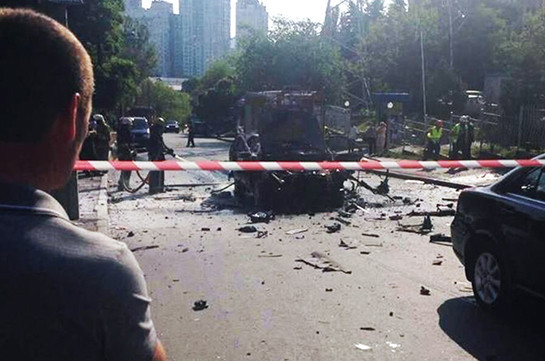 СМИ: При взрыве автомобиля в Киеве погиб командир спецназа разведки Украины