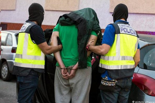 Шесть подозреваемых в связях с ИГ задержаны в трех странах ЕС