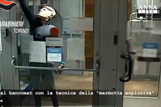 Թրամփի դիմակով եղբայր-հանցագործներին Իտալիայում ձերբակալել են