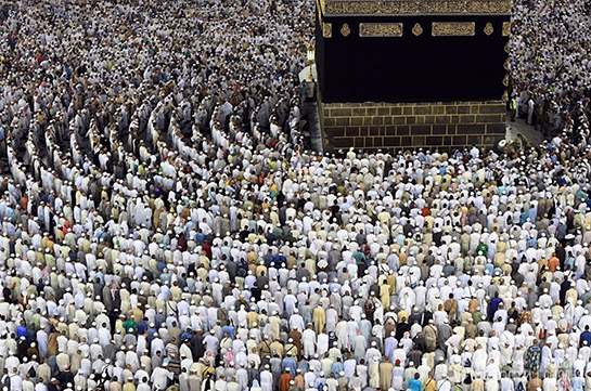 Саудовская Аравия откроет границу для паломников из Катара на время хаджа