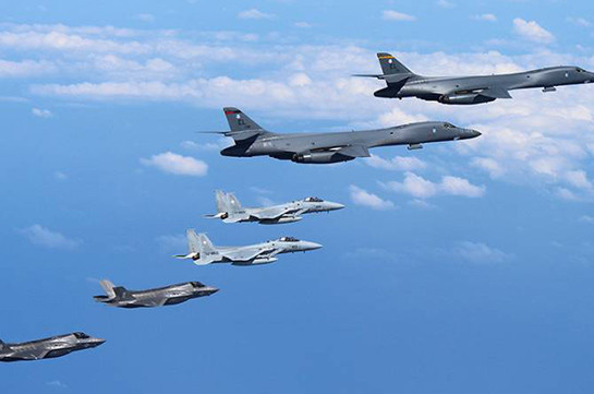 Самолеты США и Южной Кореи отработали на учениях нанесение бомбового удара