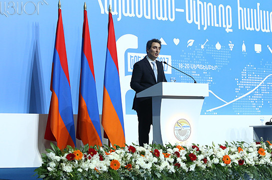 Правительство Армении намерено на 25 процентов повысить среднюю зарплату