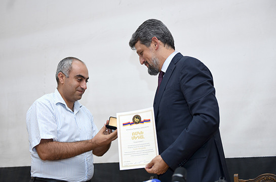 Гаро Пайлян награжден золотой медалью ЕГУ