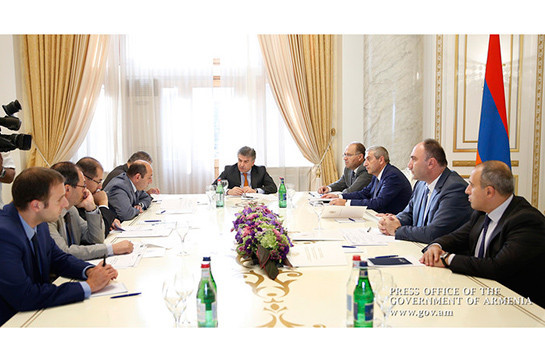 В правительстве состоялось заседание попечительского совета Фонда «Цифровая Армения»