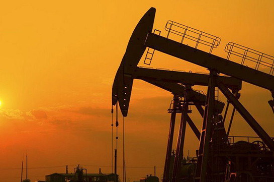 Мировые цены на нефть стремительно падают