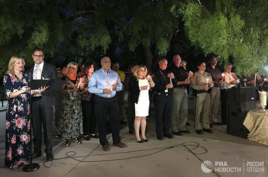 В Лас-Вегасе почтили память погибших при стрельбе