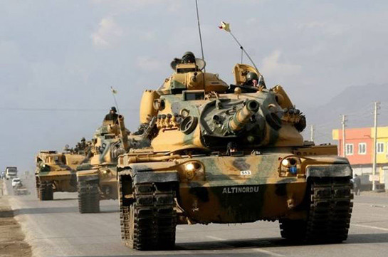СМИ: Турция направила к границе с Ираком тяжелую военную технику