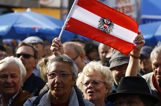 На выборах в Австрии побеждает партия главы МИД страны