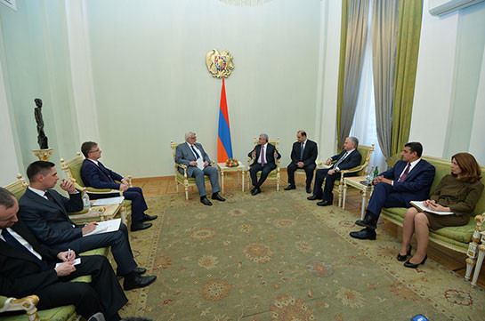 ՀՀ նախագահն ու Լեհաստանի արտգործնախարարն անդրադարձել են ԼՂ հիմնախնդրի խաղաղ կարգավորման բանակցային գործընթացին