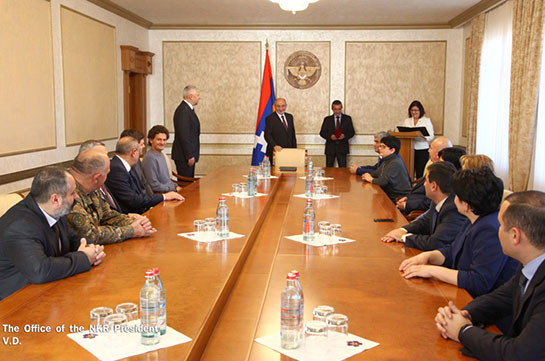 Бако Саакян принял генерального консула Республики Армения в Лионе