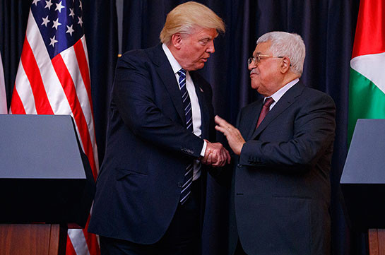 Аббас о решении Трампа по Иерусалиму: это конец участия США в мирном процессе