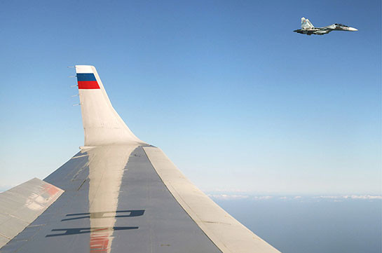 Ինչպես են ռուսական կործանիչներն ուղեկցում Պուտինի ինքնաթիռը Սիրիայից Եգիպտոս ճանապարհին