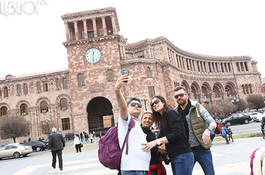 За 9 месяцев 2017 года Армению посетили более 1,7 млн туристов, обеспечив рост сферы на 21%