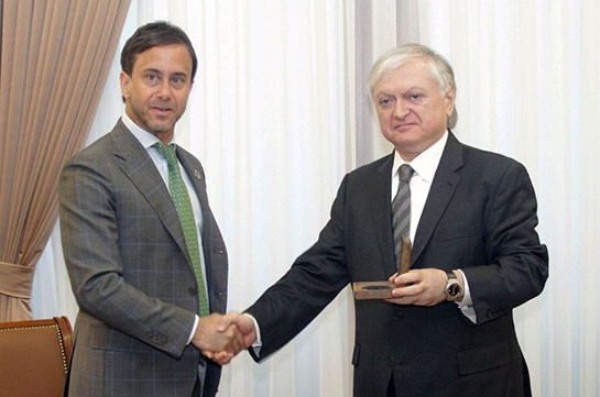 Эдвард Налбандян принял координатора ООН в Армении в связи с завершением миссии