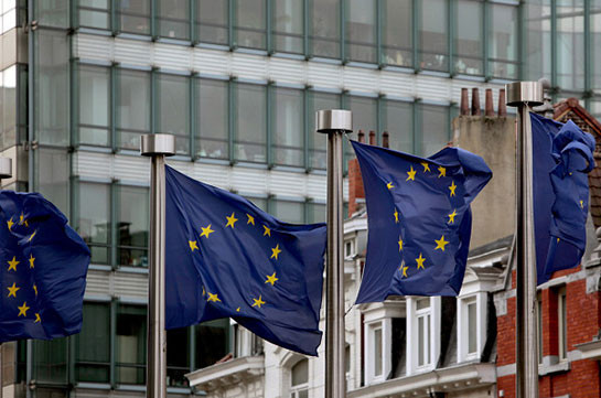 ЕС намерен разработать механизм борьбы с выдуманными новостями