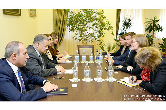 Давид Арутюнян обсудил с послом Швеции возможности углубления сотрудничества