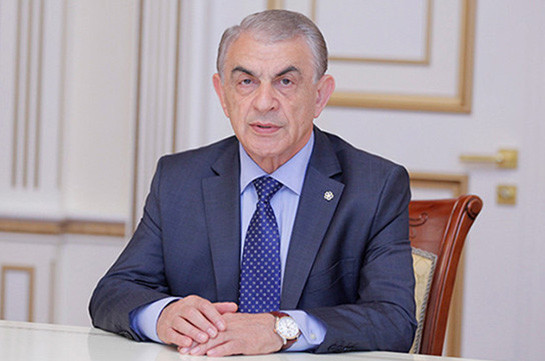 Ара Баблоян подписал протокол о прекращении полномочий Гагика Арутюняна