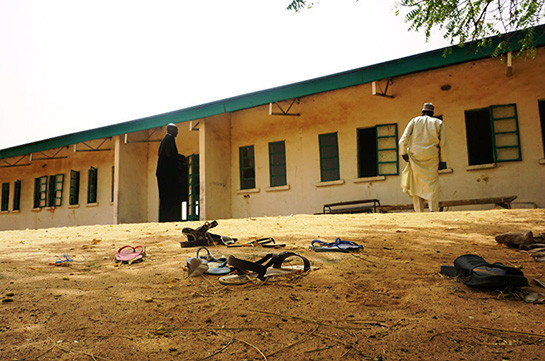 В Нигерии боевики освободили 76 из 110 похищенных школьниц