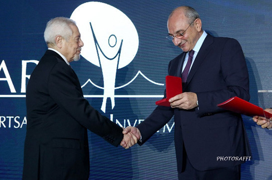 Президент Нагорного Карабаха встретился с армянскими деловыми кругами Ливана