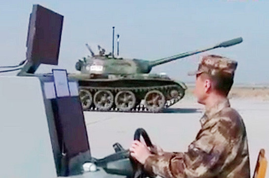 Китай впервые показал беспилотный танк