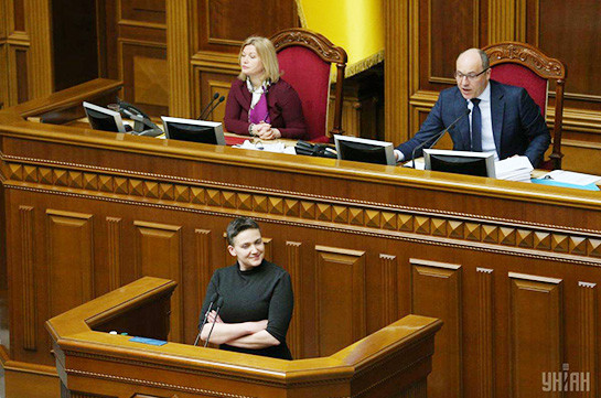 Рада сняла неприкосновенность с Савченко и разрешила ее арестовать