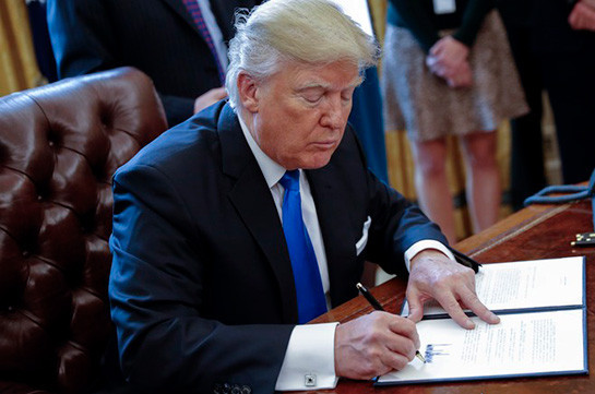 Трамп подписал меморандум о торговых ограничениях в отношении Китая