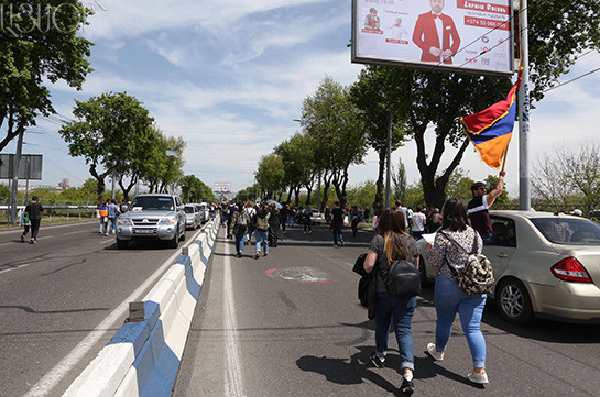 В Ереване 100 человек доставлены в полицию
