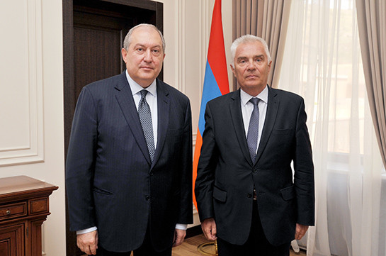 Армения готова продвигать политический диалог с ЕС - президент