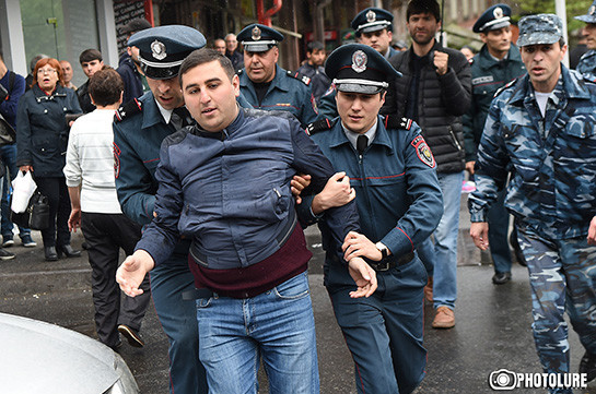 В полицию Армении уже доставлены 166 человек