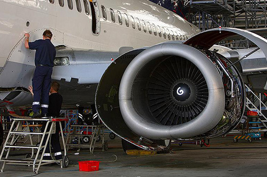 Авиауправление США распорядилось экстренно проверить двигатели Boeing-737