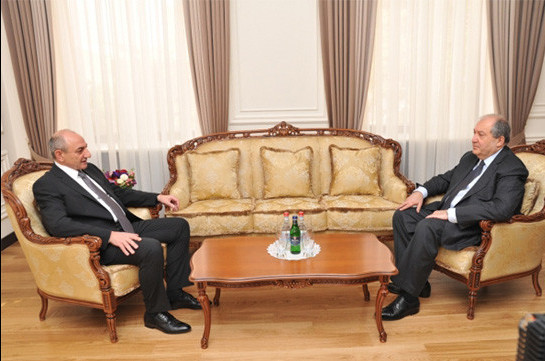 Президенты Арцаха и Армении обсудили происходящие в Ереване события