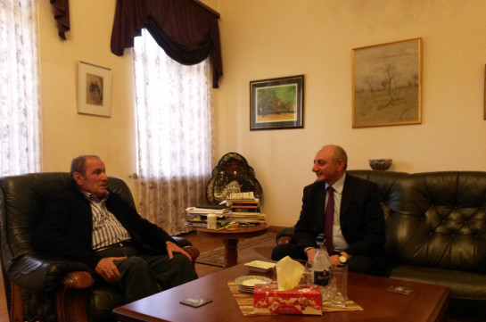 Президент Арцаха Бако Саакян встретился с первым президентом РА Левоном Тер-Петросяном