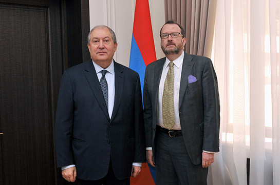 В Ереване состоялась встреча президента Армении и посла США