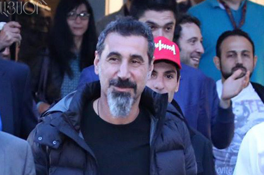 Серж Танкян прибыл в Ереван